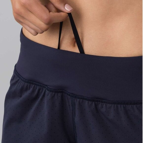 Lululemon Final Lap Short (2.5") Midnight Navy (NWOT) - Picture 15 of 15